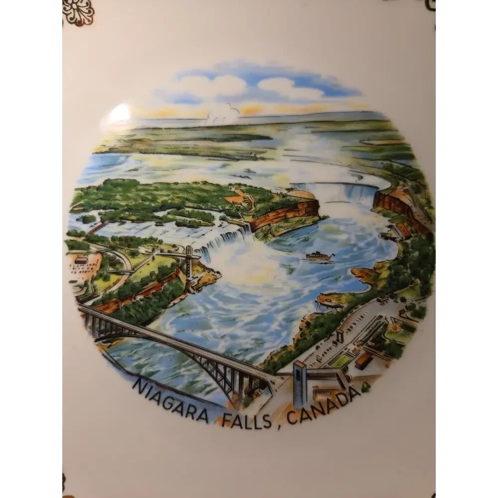 vintage Niagara Falls, Canada souvenir collector plate gold gilt border 10